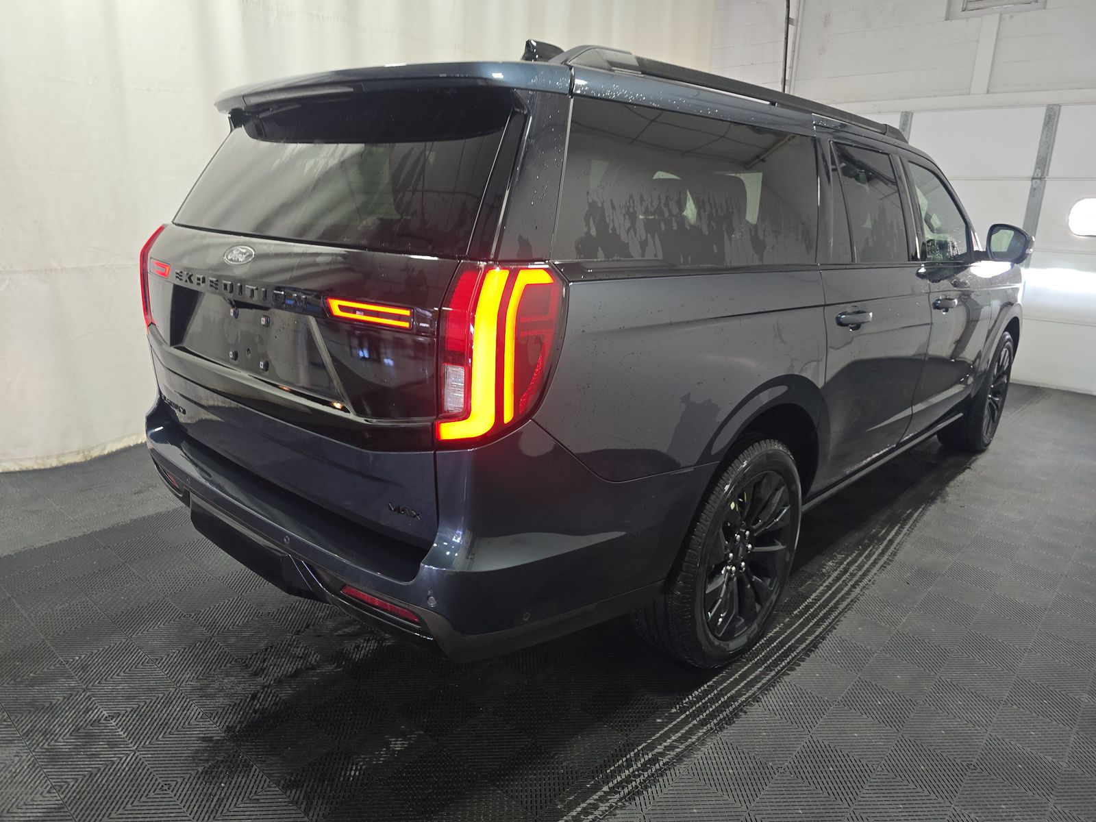 FORD EXPEDITION MAX - 5