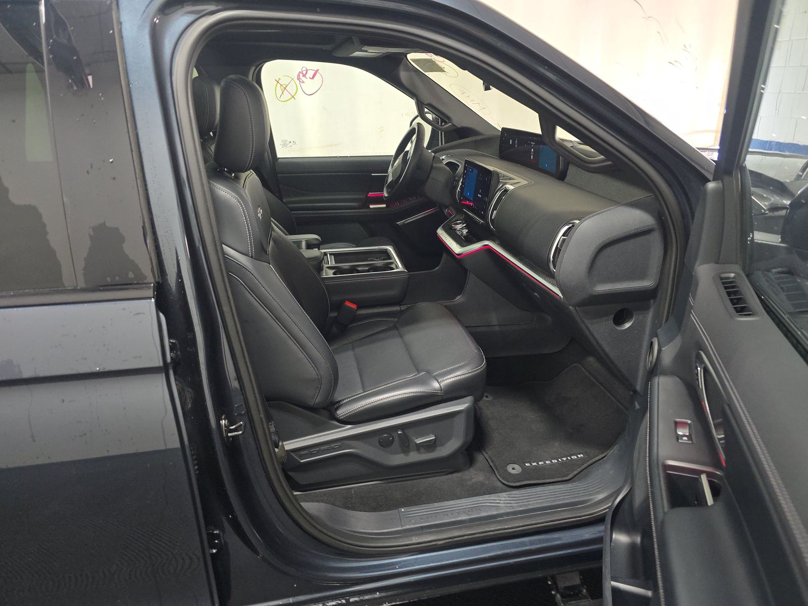 FORD EXPEDITION MAX - 9