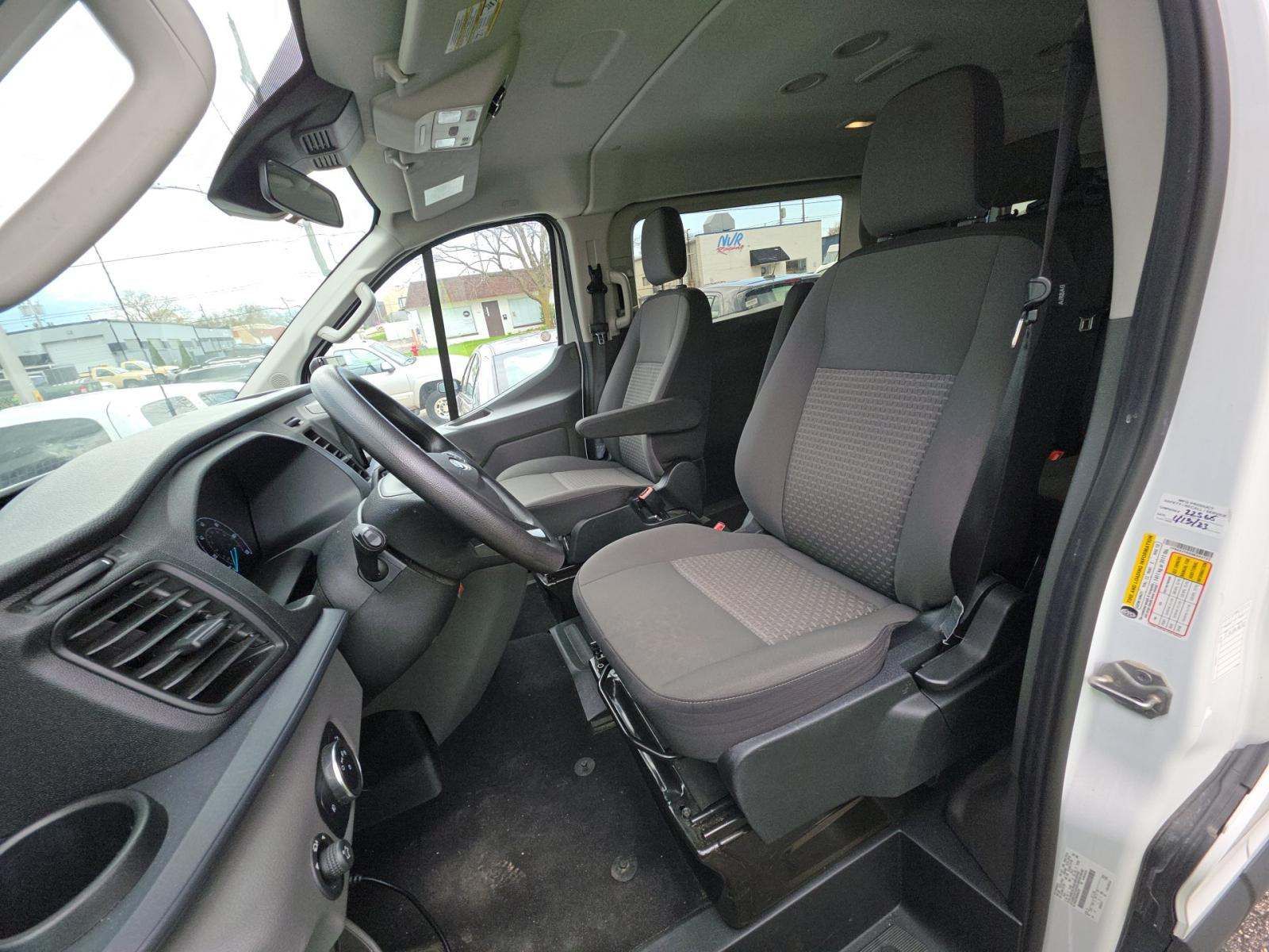 FORD TRANSIT 350 - 5