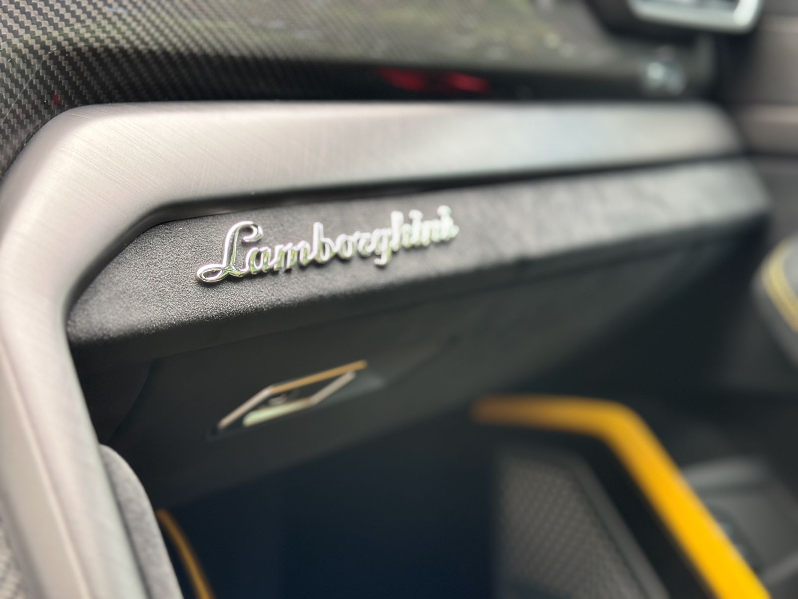 2024 Lamborghini Urus Performante AWD