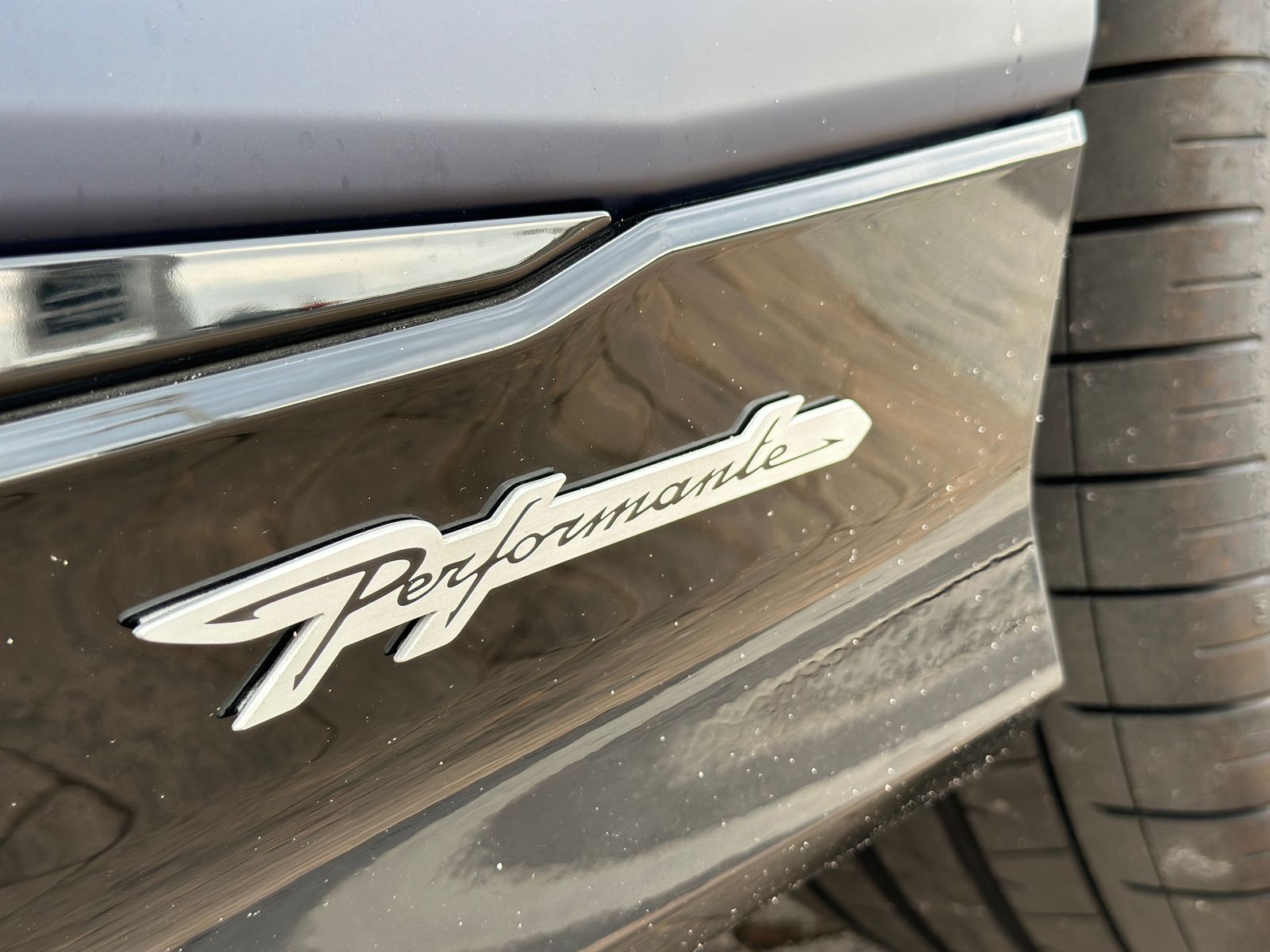2024 Lamborghini Urus Performante AWD