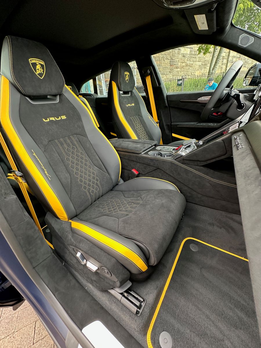 2024 Lamborghini Urus Performante AWD