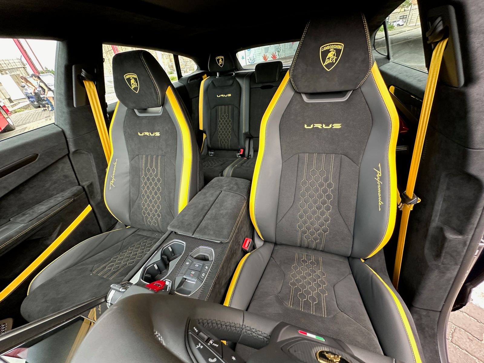 2024 Lamborghini Urus Performante AWD