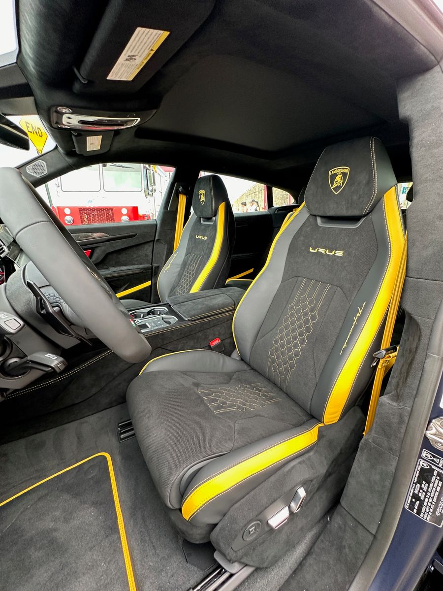 2024 Lamborghini Urus Performante AWD
