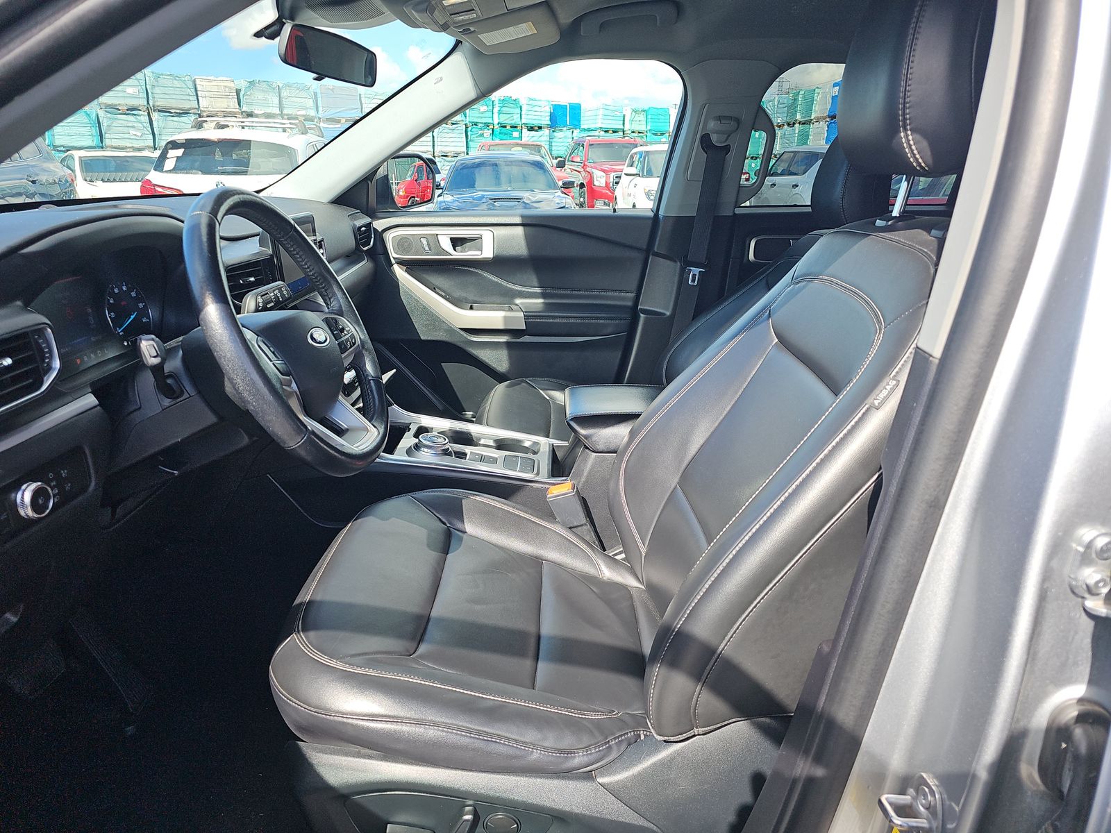 FORD EXPLORER - 8