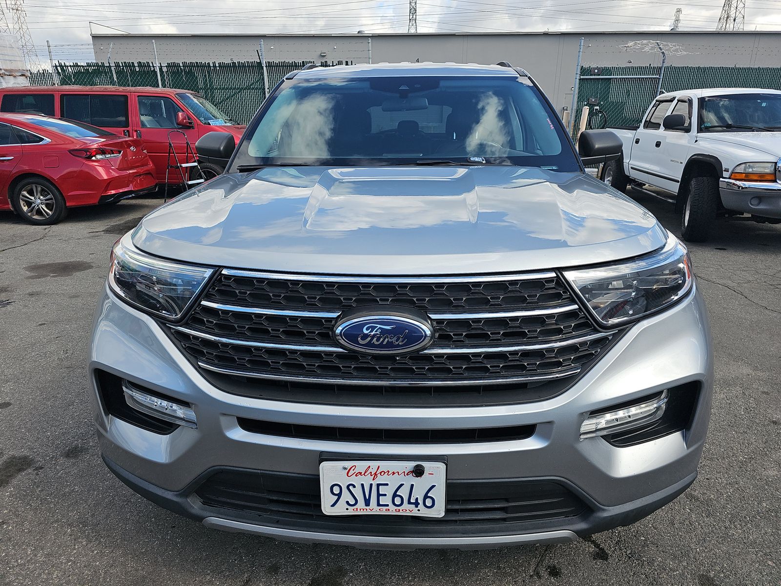 FORD EXPLORER - 3