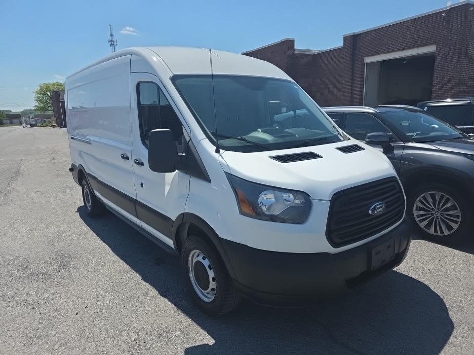 FORD TRANSIT 250 - 4