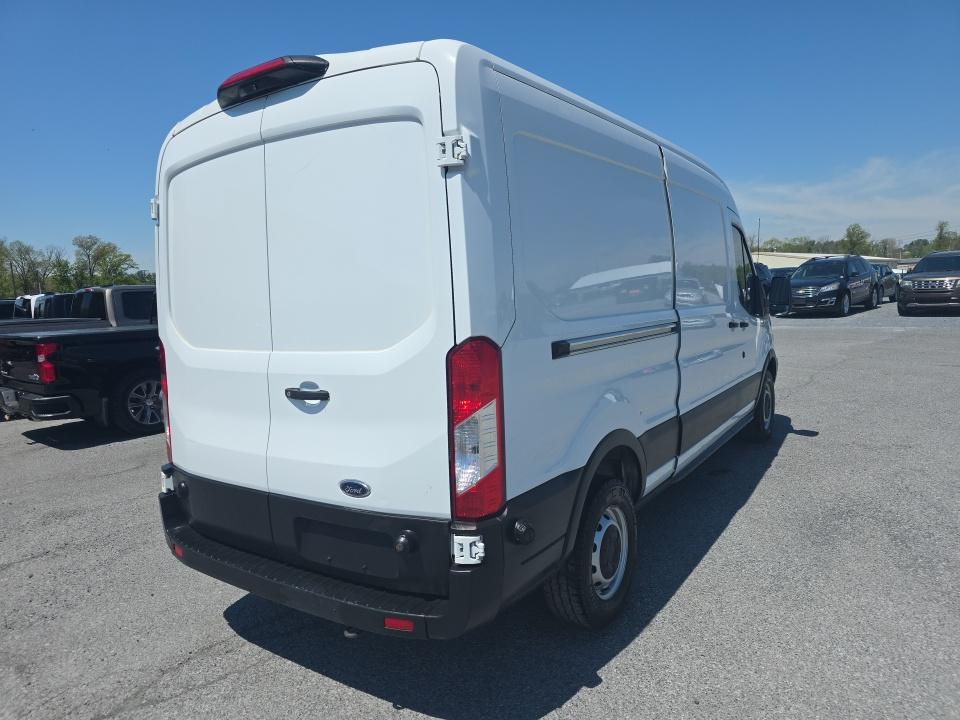 FORD TRANSIT 250 - 5