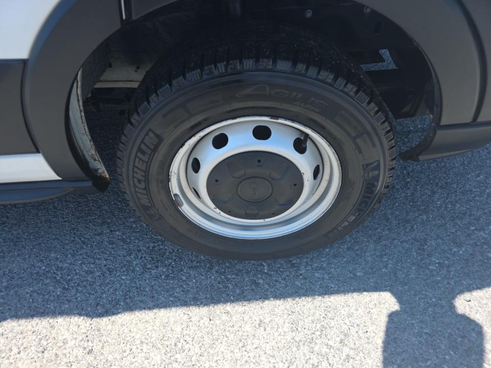 FORD TRANSIT 250 - 10