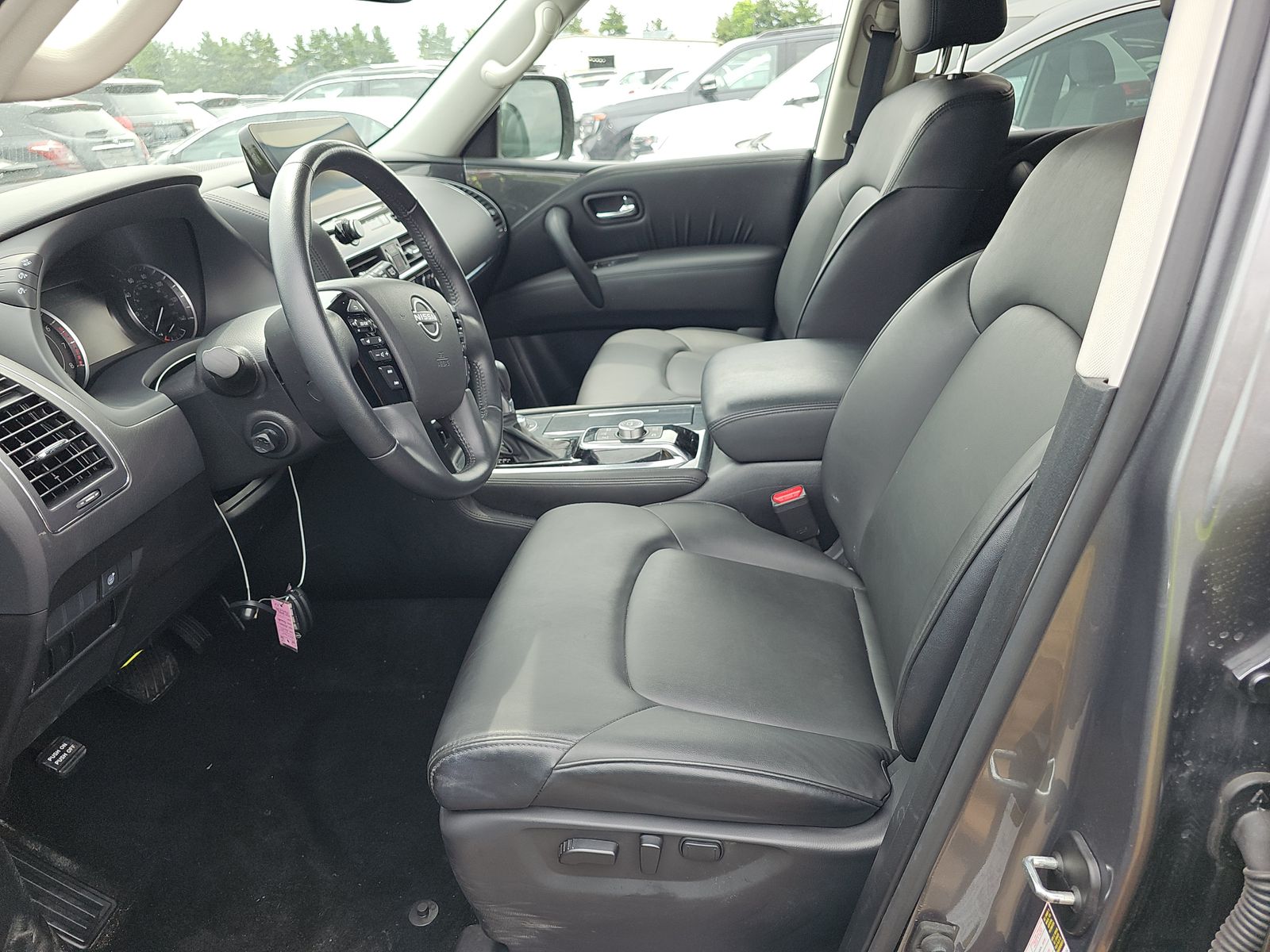 NISSAN ARMADA - 8