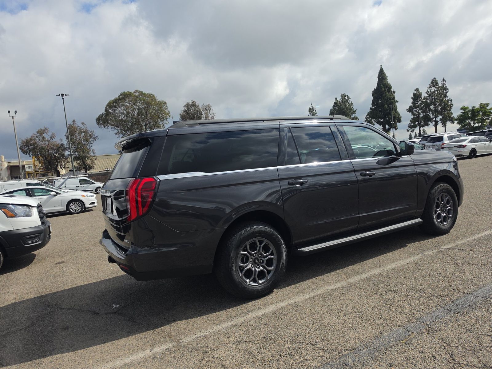 FORD EXPEDITION MAX - 5