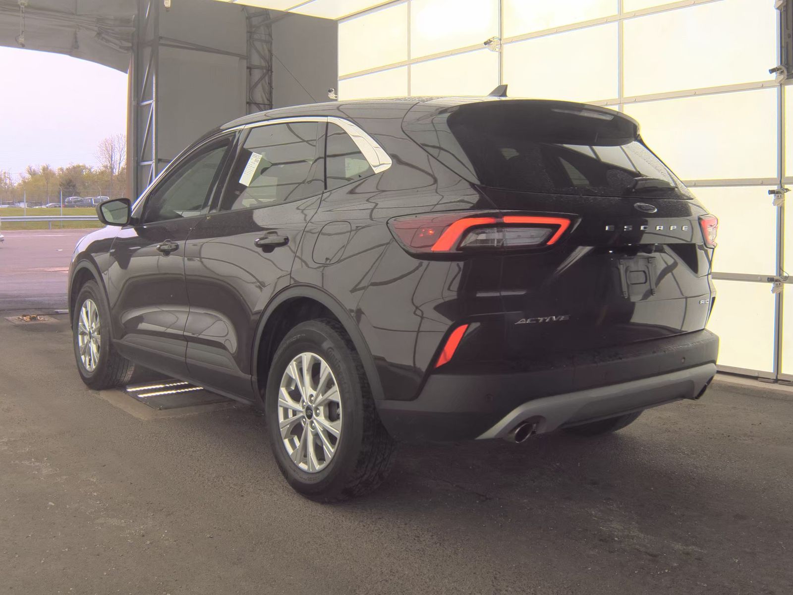 FORD ESCAPE - 9