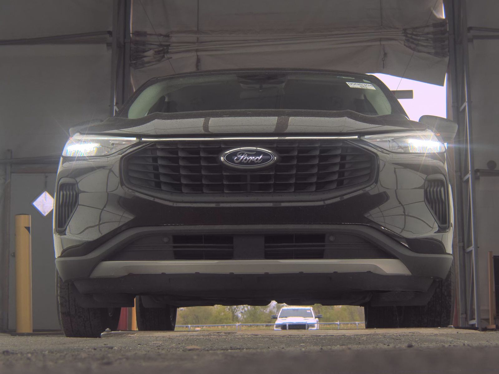 FORD ESCAPE - 4