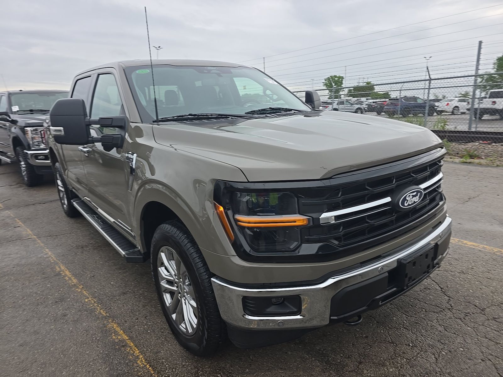 FORD F-150 - 4