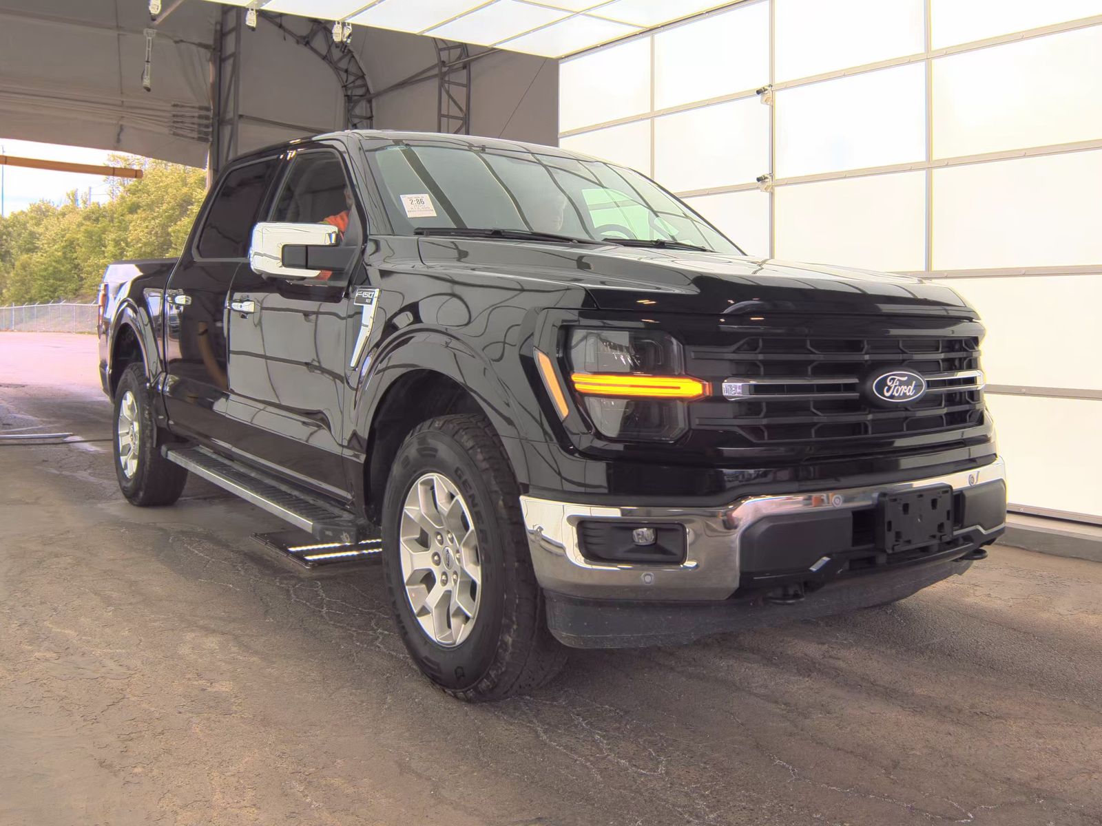 2025 Ford F-150 XLT AWD