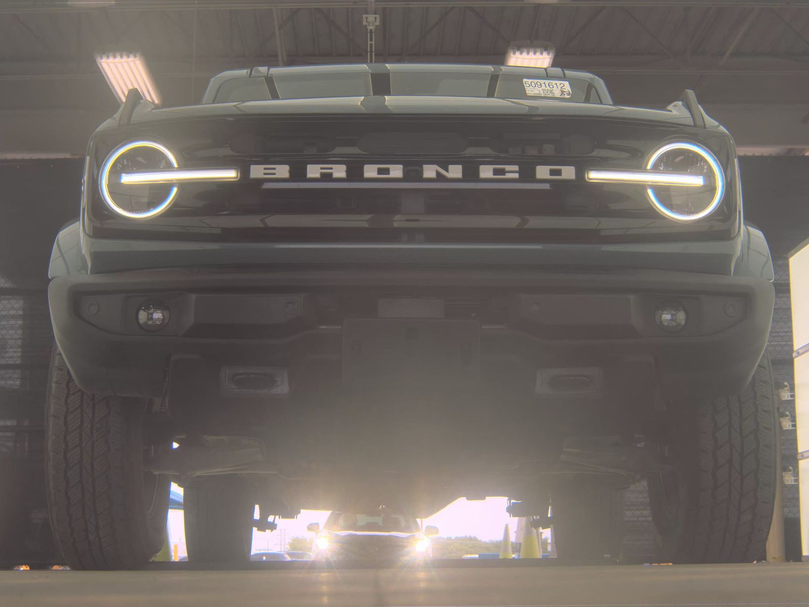 FORD BRONCO - 4