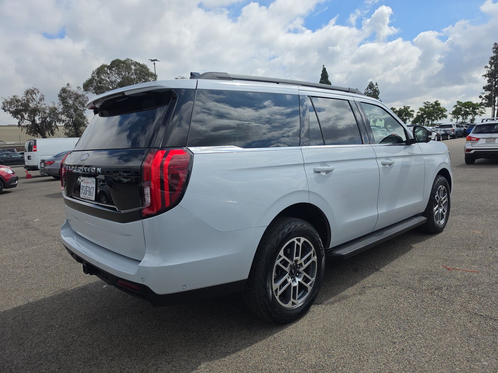 FORD EXPEDITION - 5