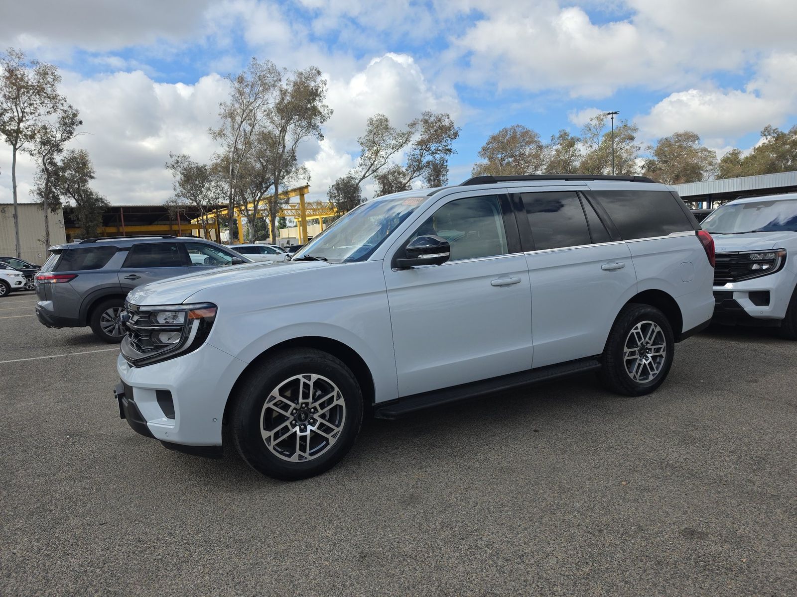 FORD EXPEDITION - 1
