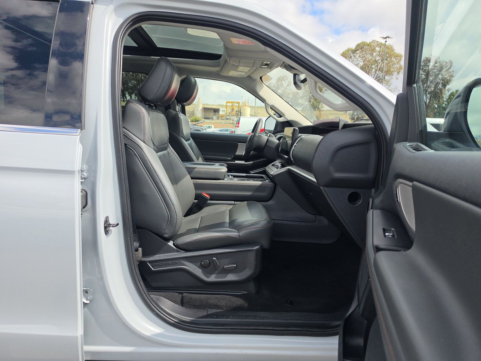 FORD EXPEDITION - 9