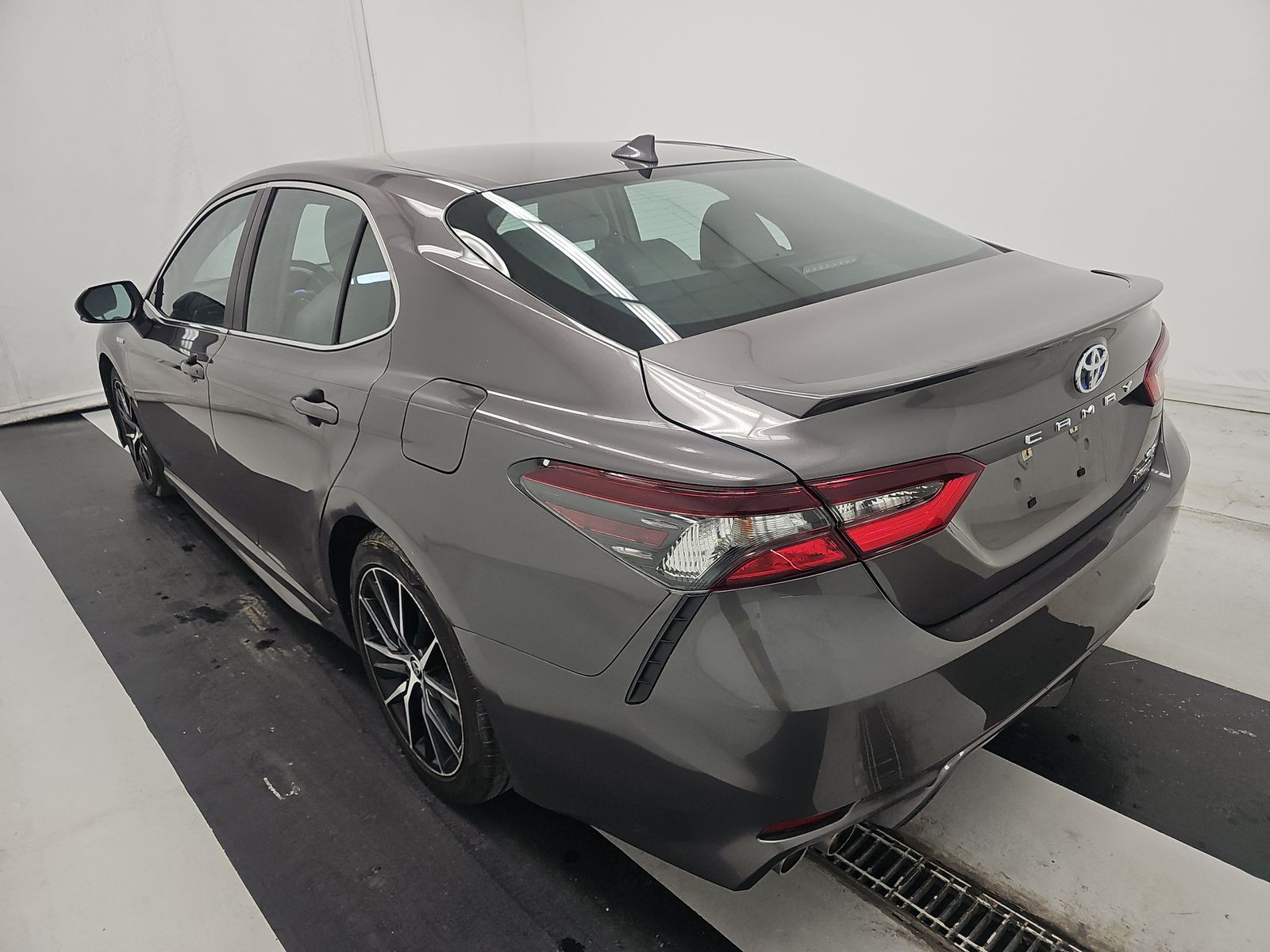 TOYOTA CAMRY - 7