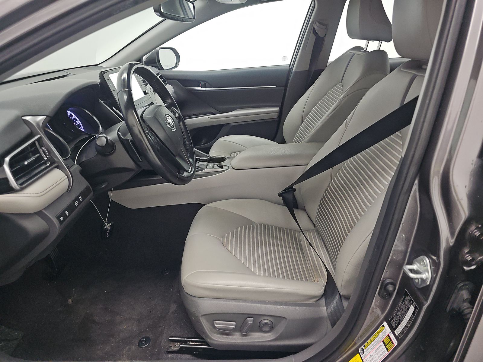 TOYOTA CAMRY - 8