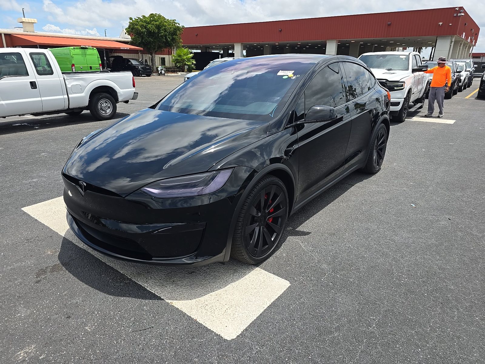 TESLA MODEL X - 1