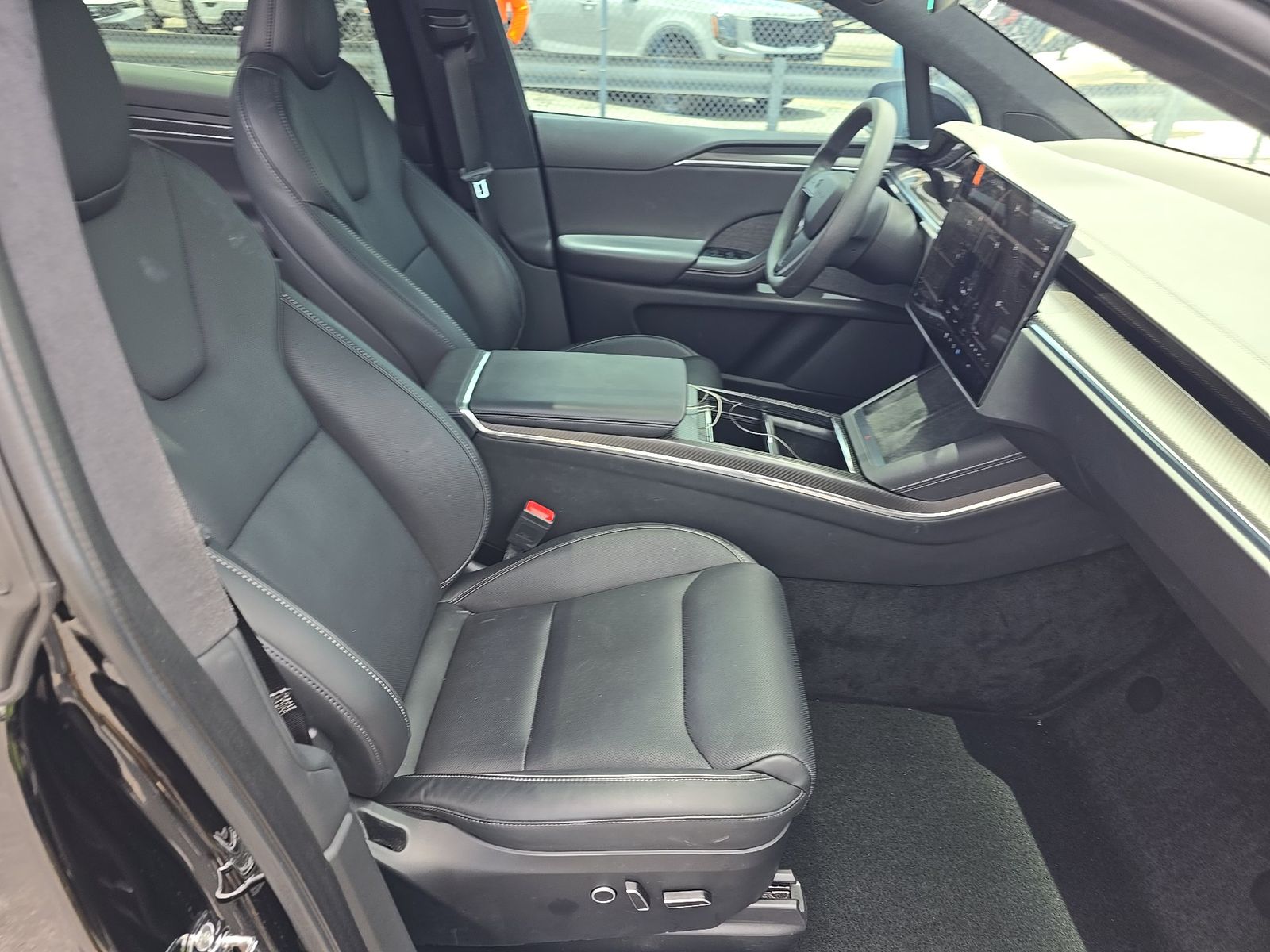 TESLA MODEL X - 9