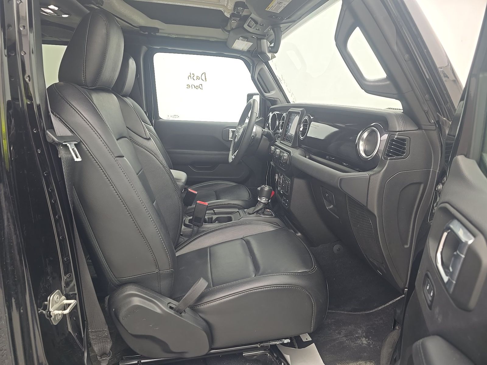 2023 Jeep Wrangler Sahara Altitude AWD