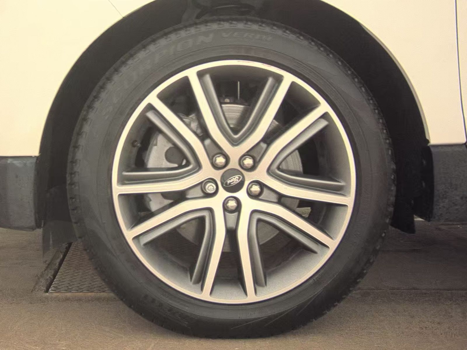 FORD EDGE - 10