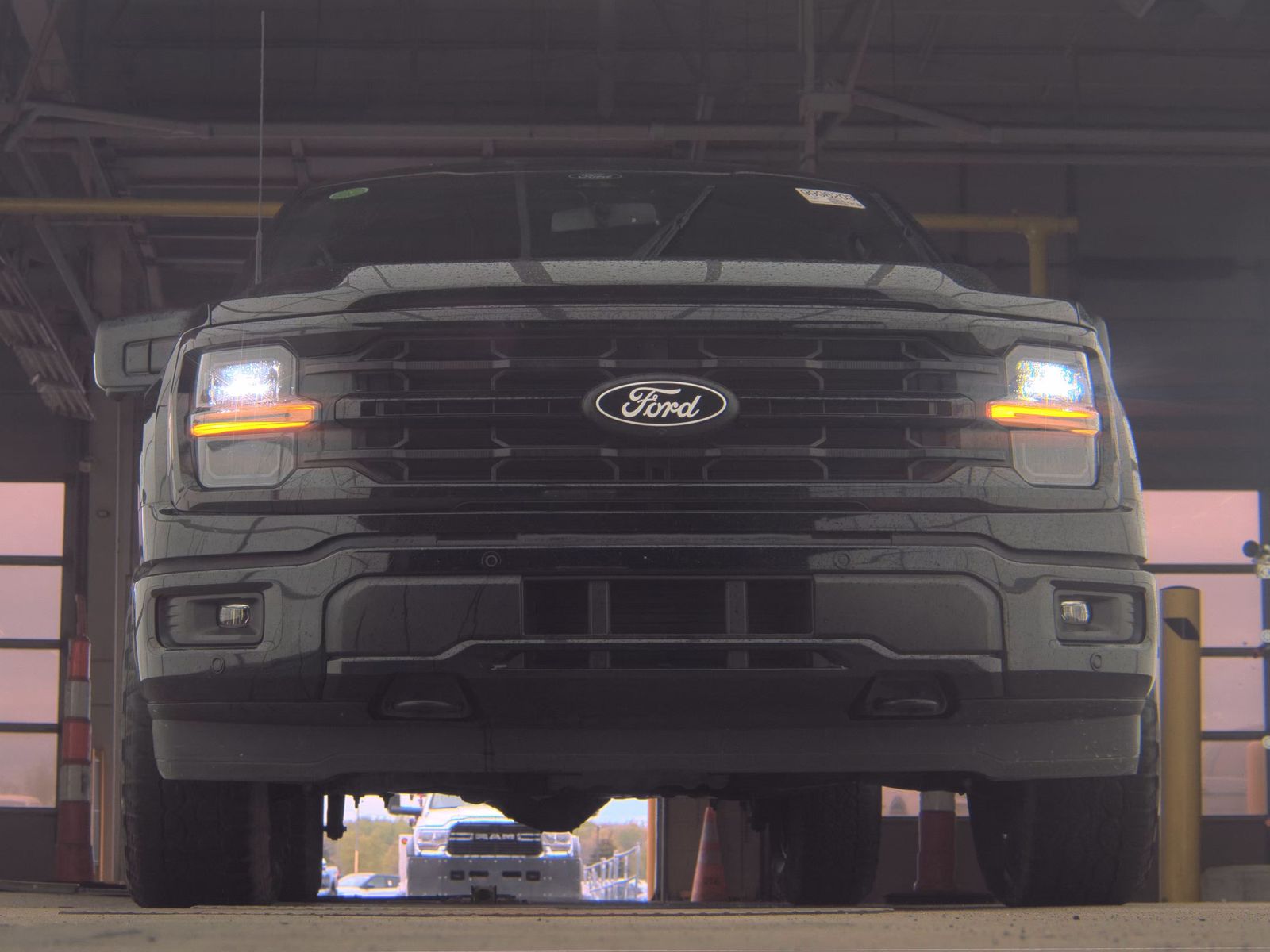 FORD F-150 - 4