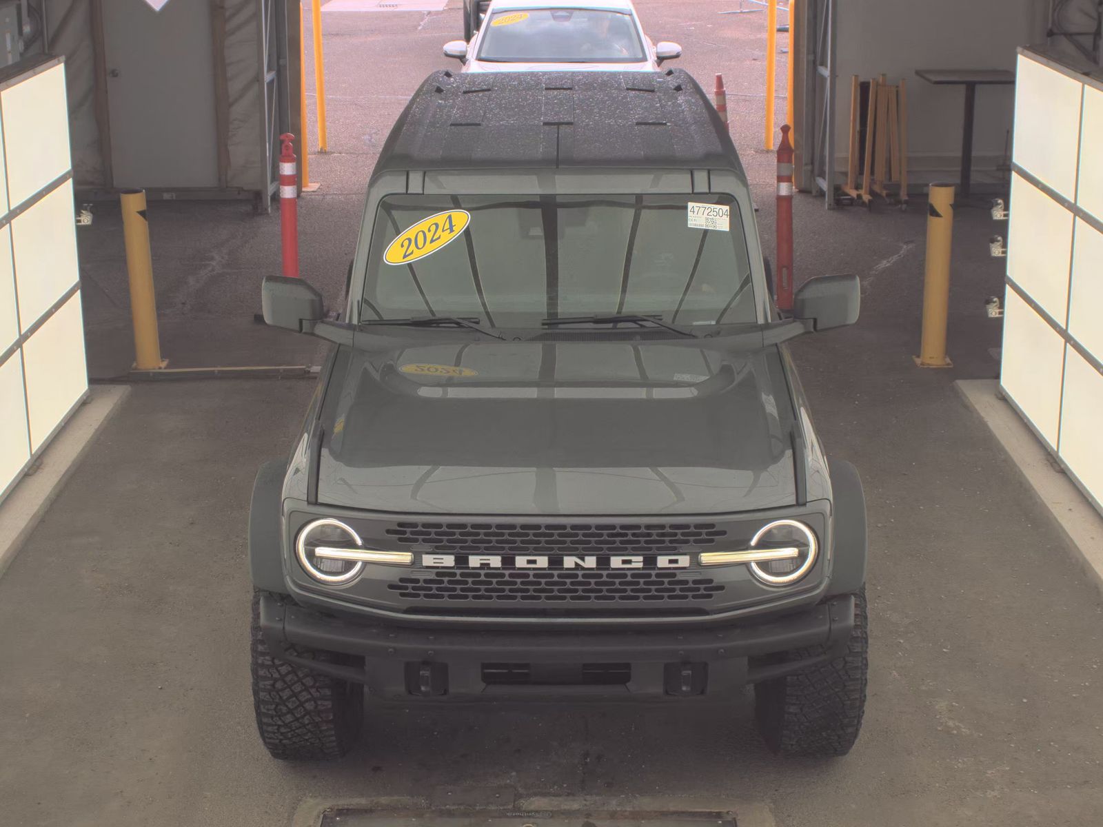 FORD BRONCO - 3