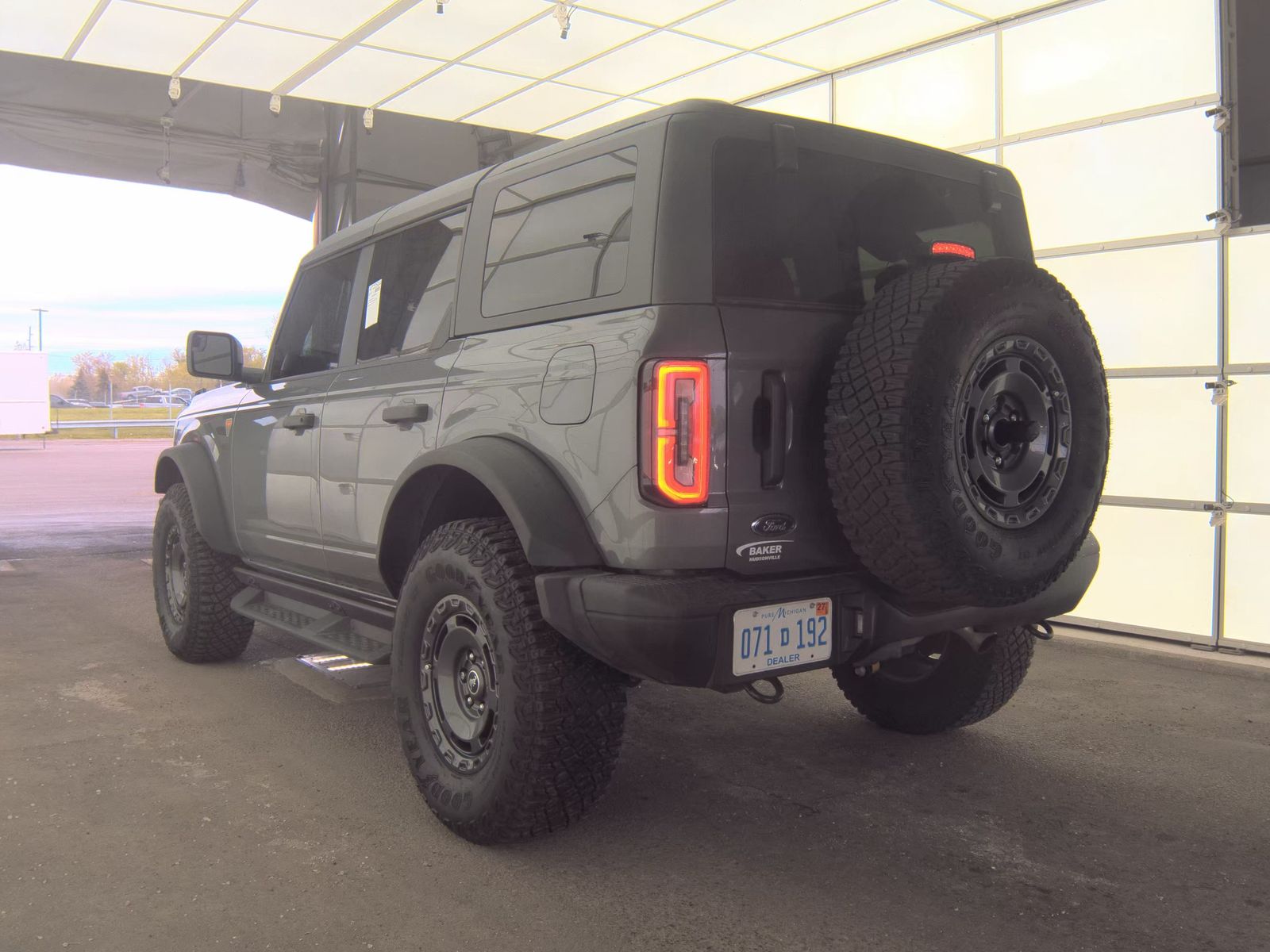 FORD BRONCO - 9