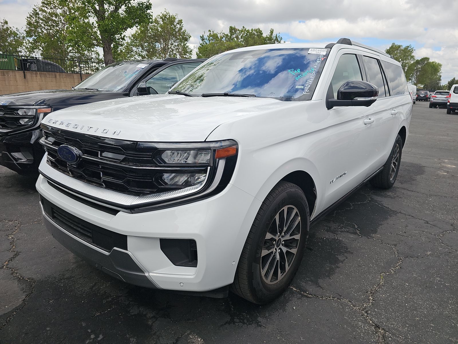 FORD EXPEDITION MAX - 1