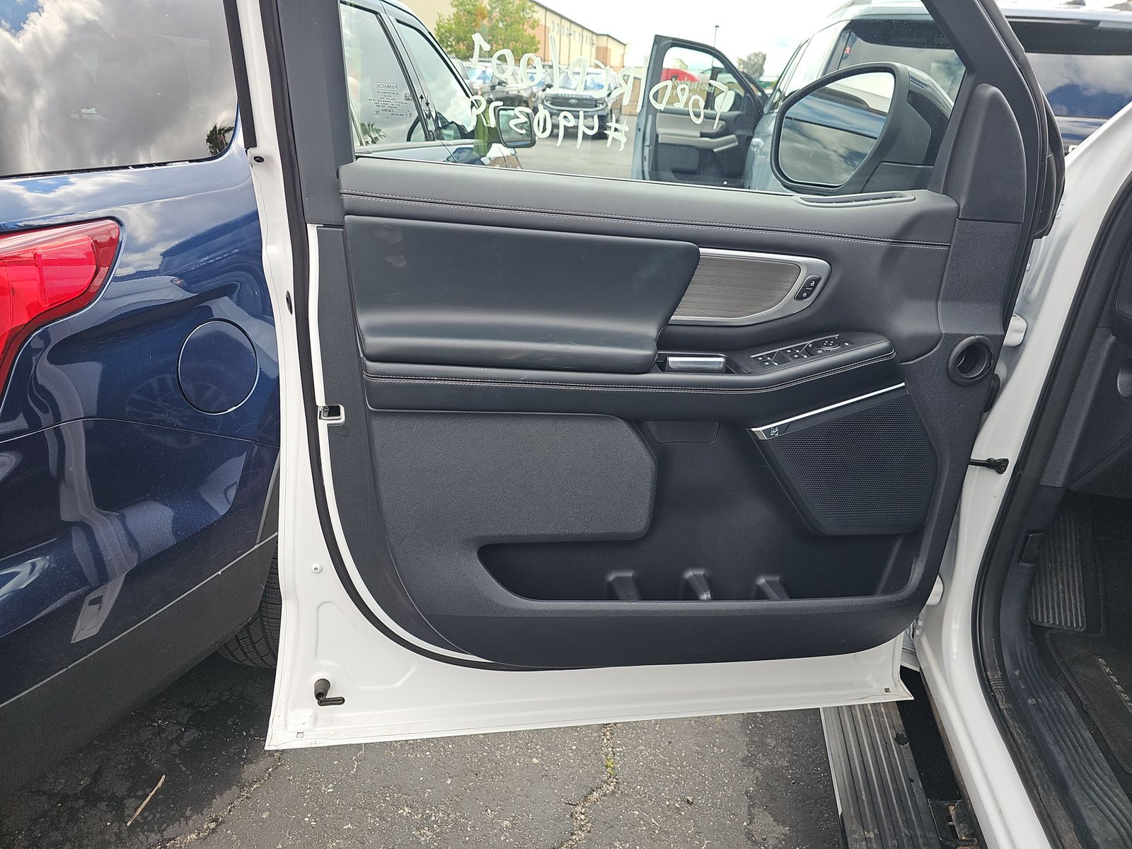 FORD EXPEDITION MAX - 10