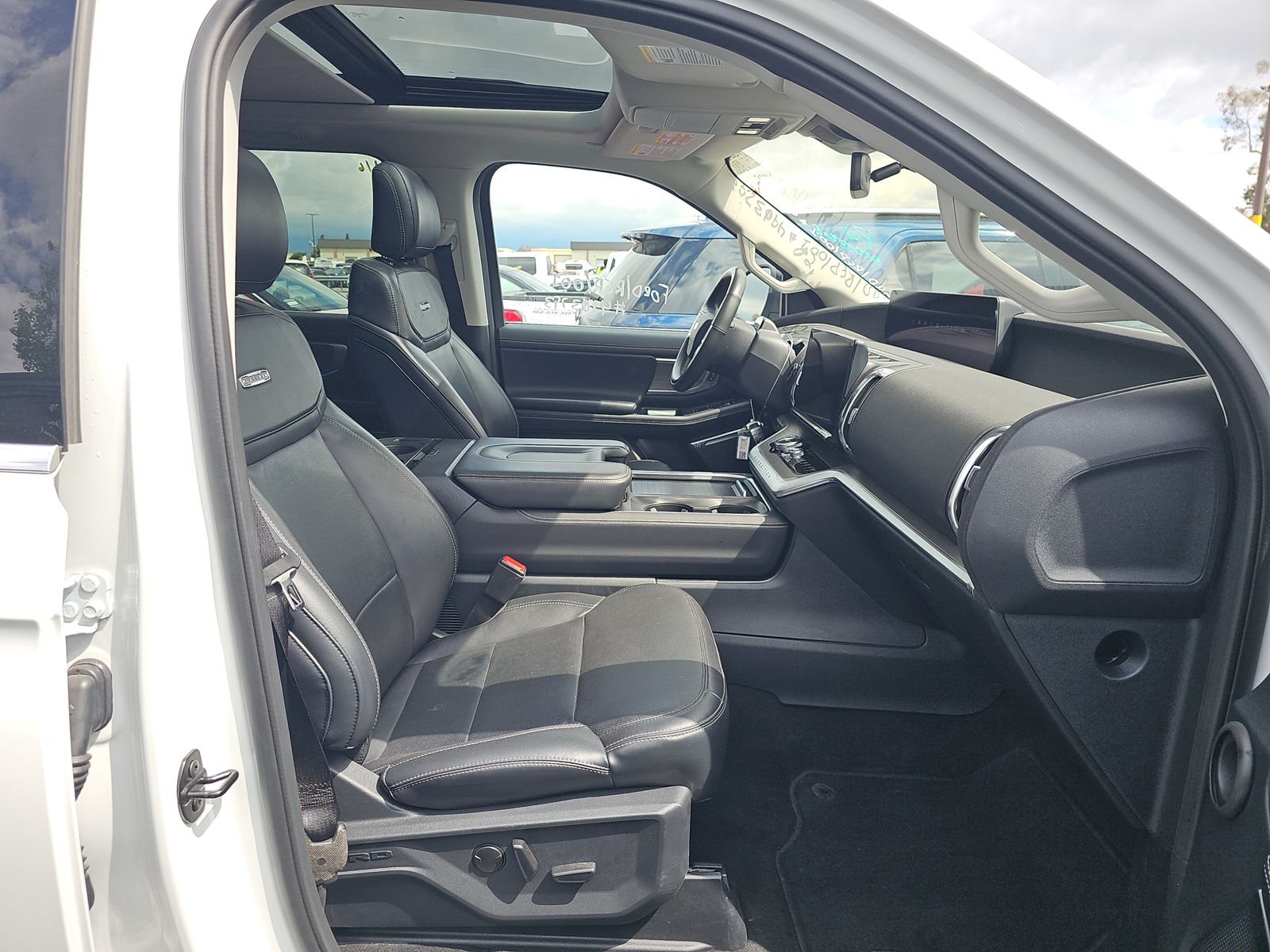 FORD EXPEDITION MAX - 9