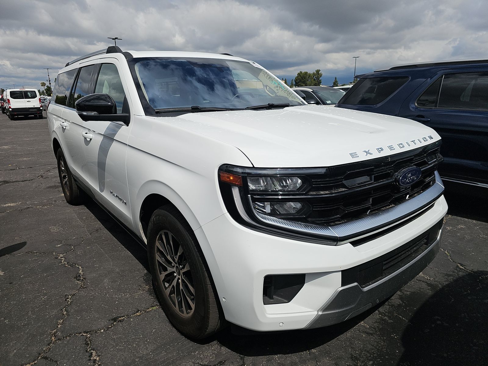 FORD EXPEDITION MAX - 4