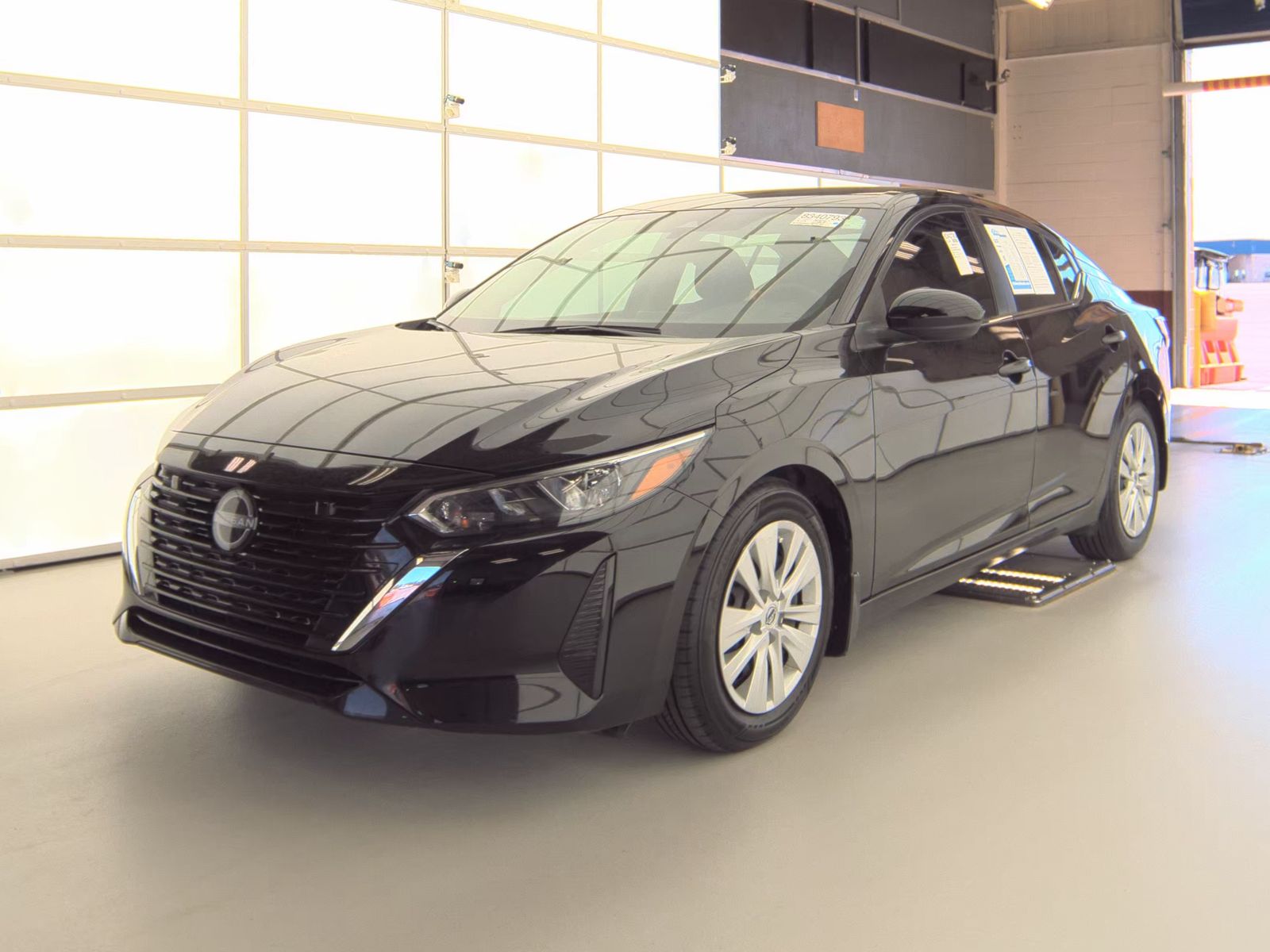 NISSAN SENTRA - 1