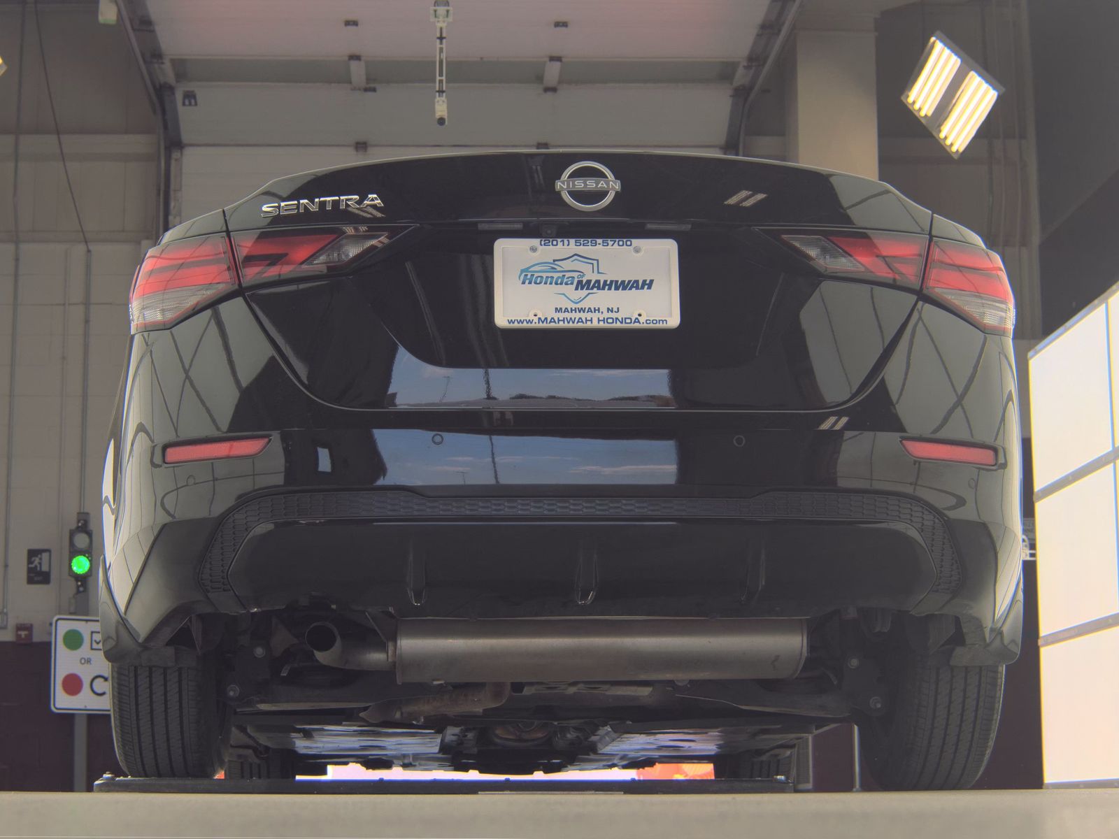 NISSAN SENTRA - 8