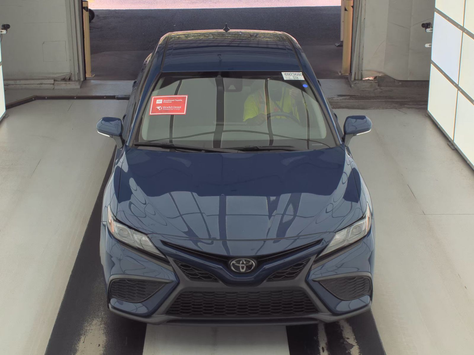 TOYOTA CAMRY - 3
