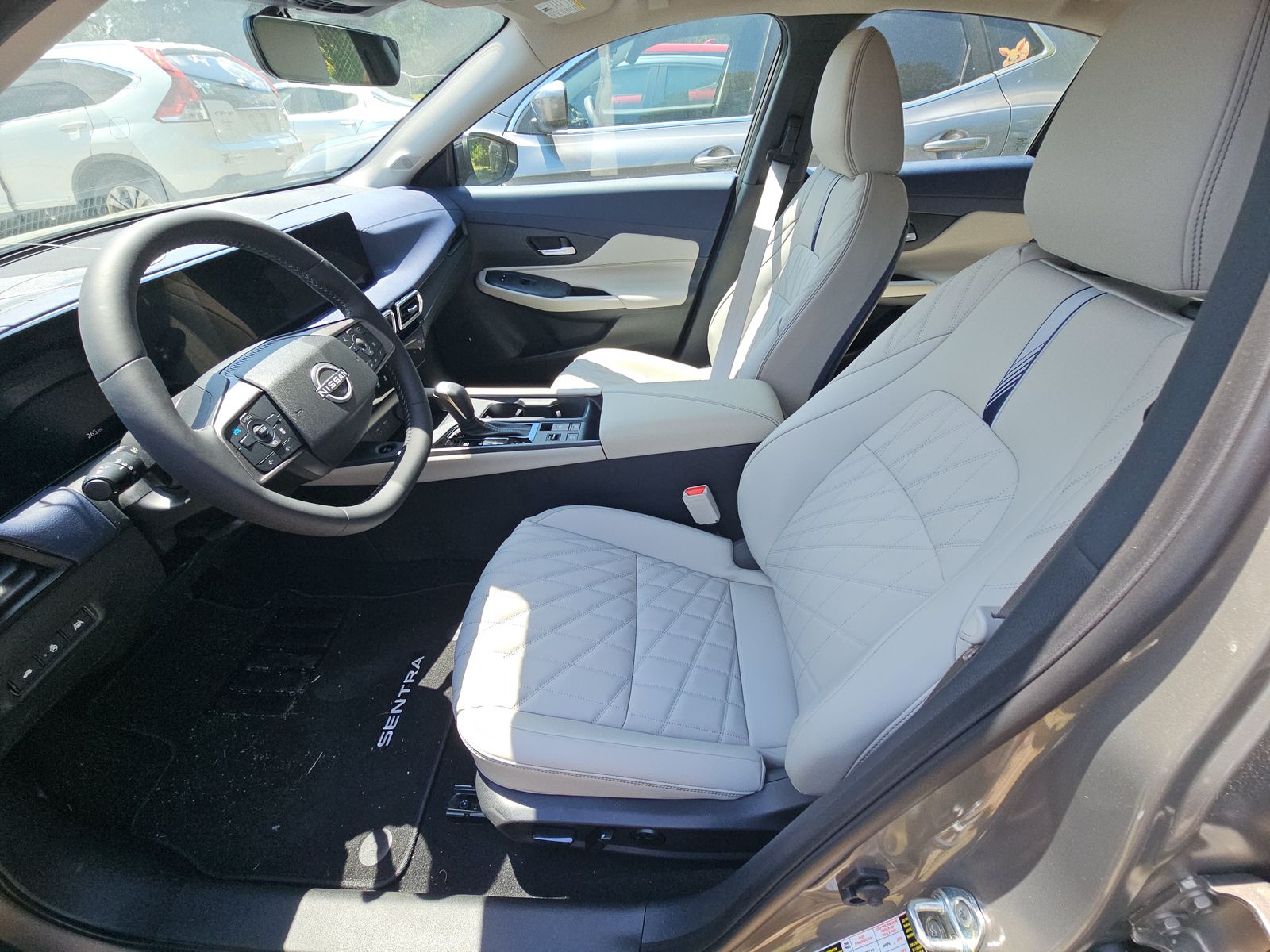 NISSAN SENTRA - 8