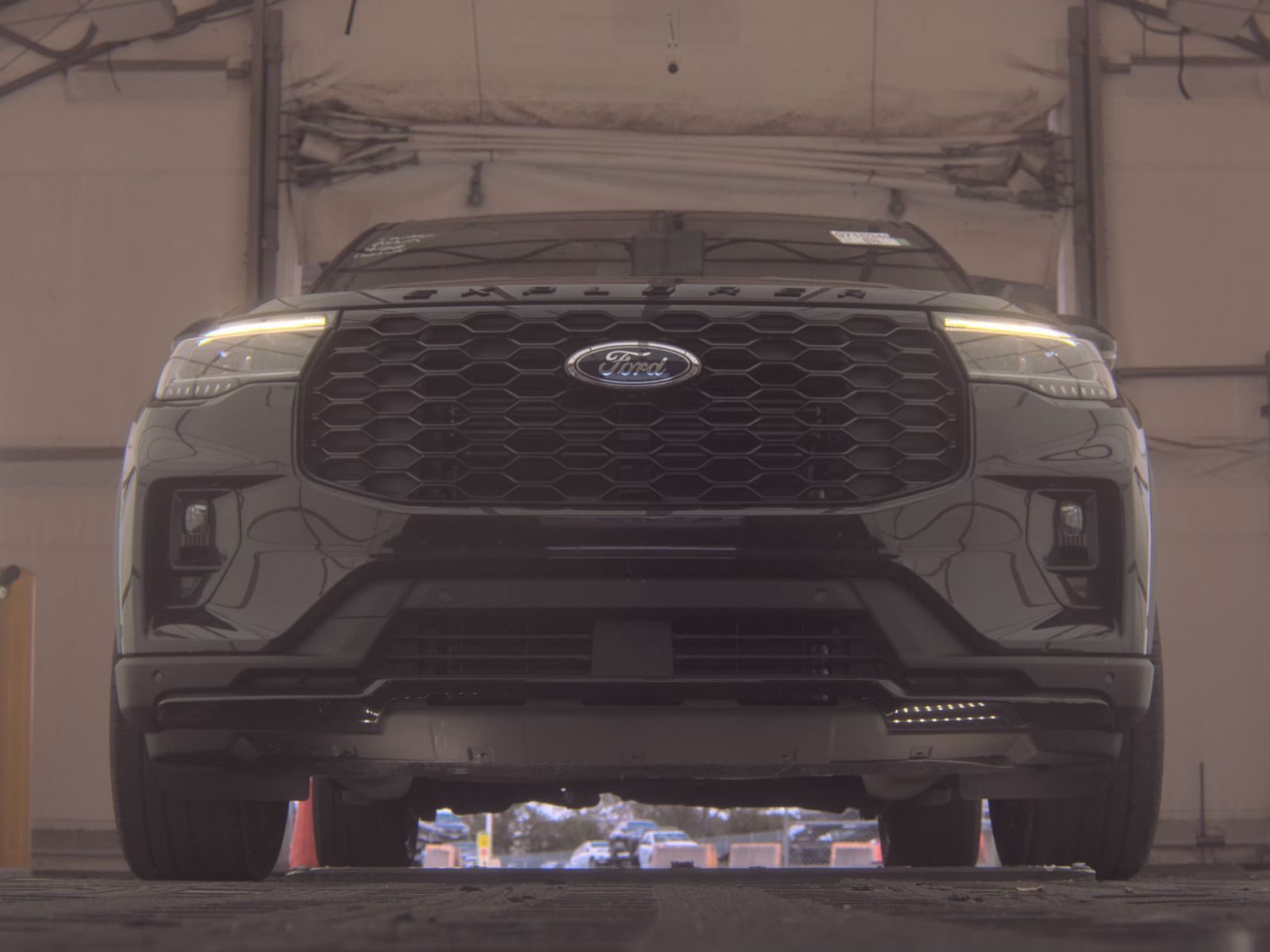 FORD EXPLORER - 4