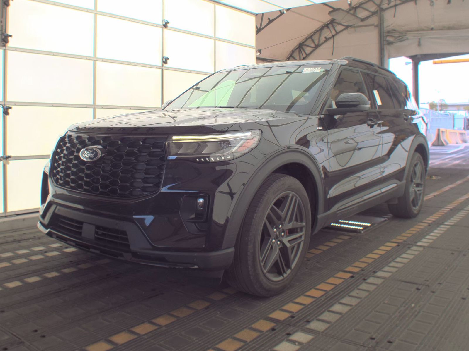 FORD EXPLORER - 1