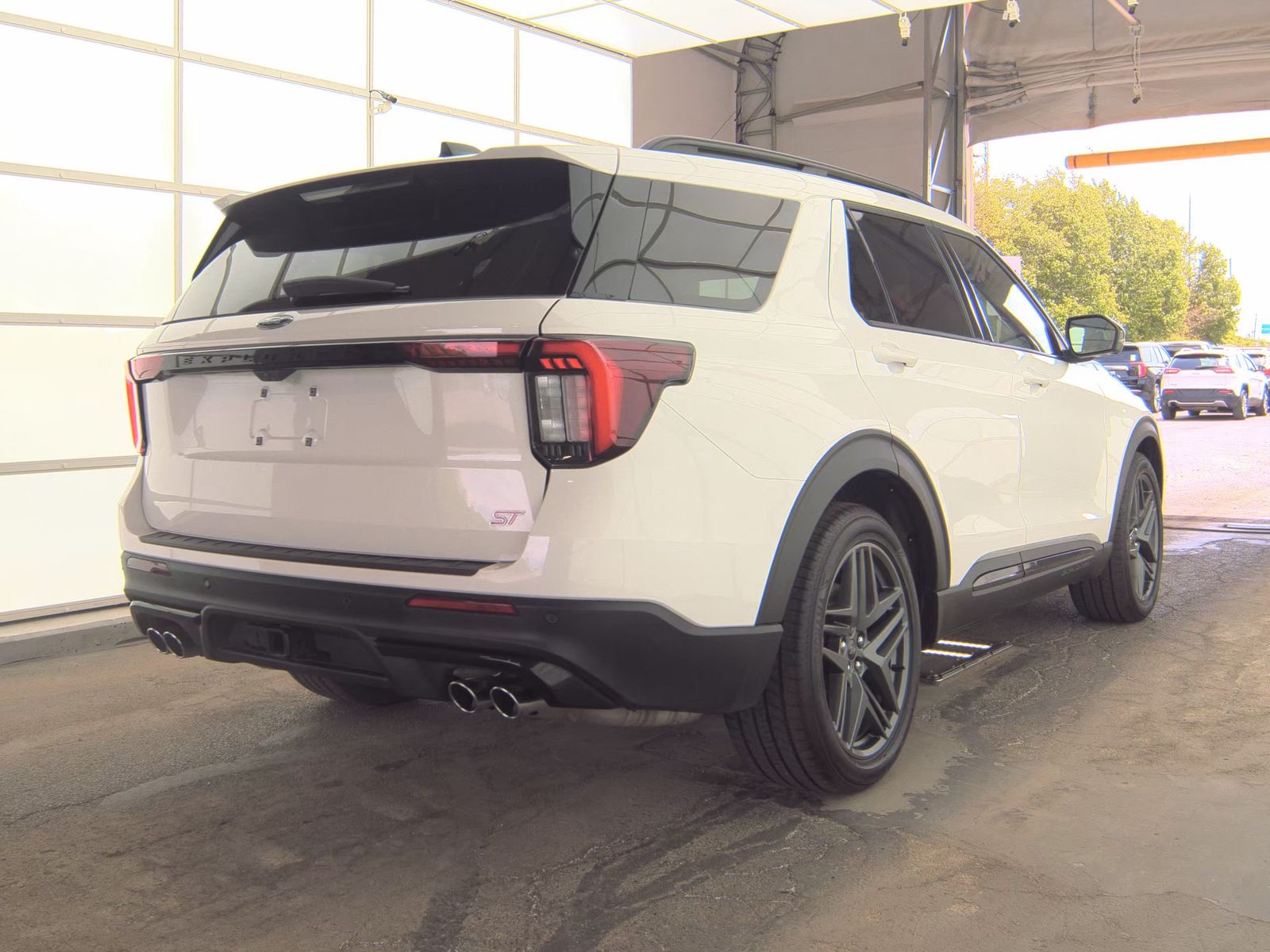 FORD EXPLORER - 6