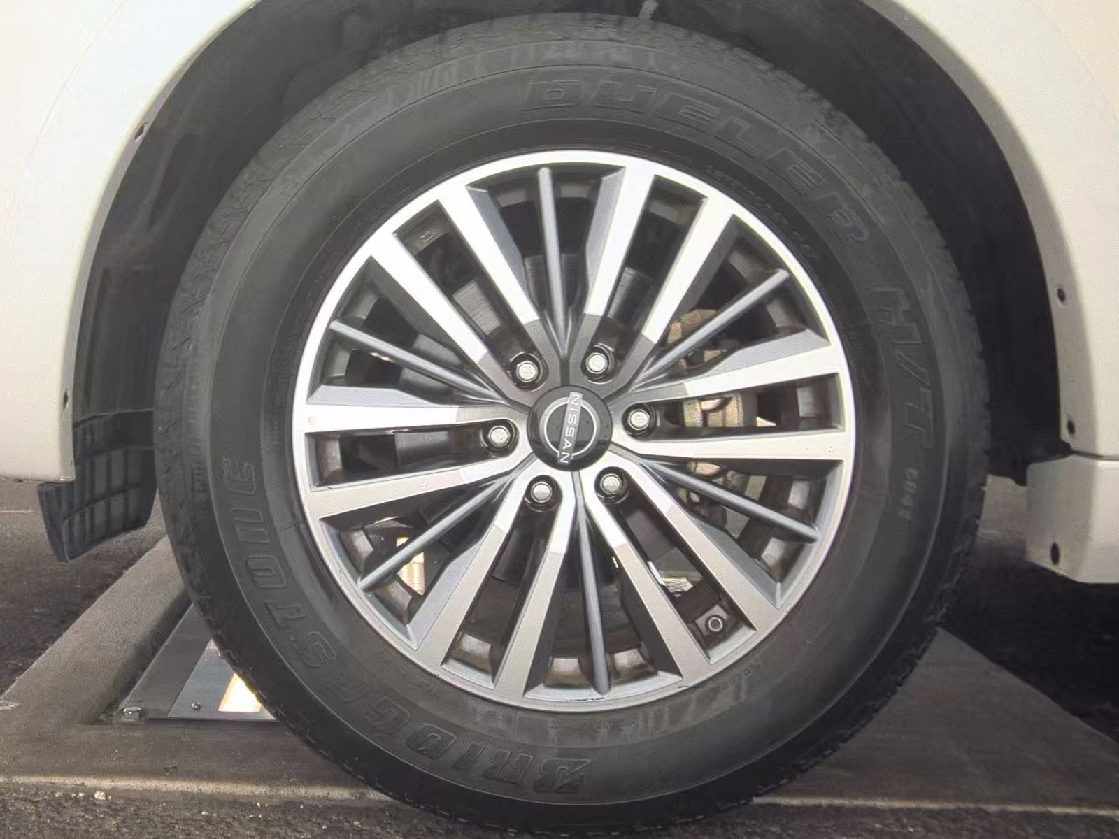 NISSAN ARMADA - 10