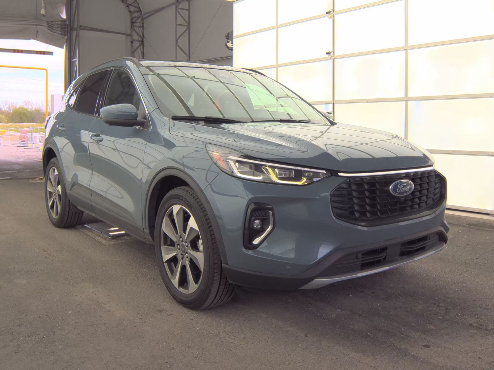 FORD ESCAPE - 5