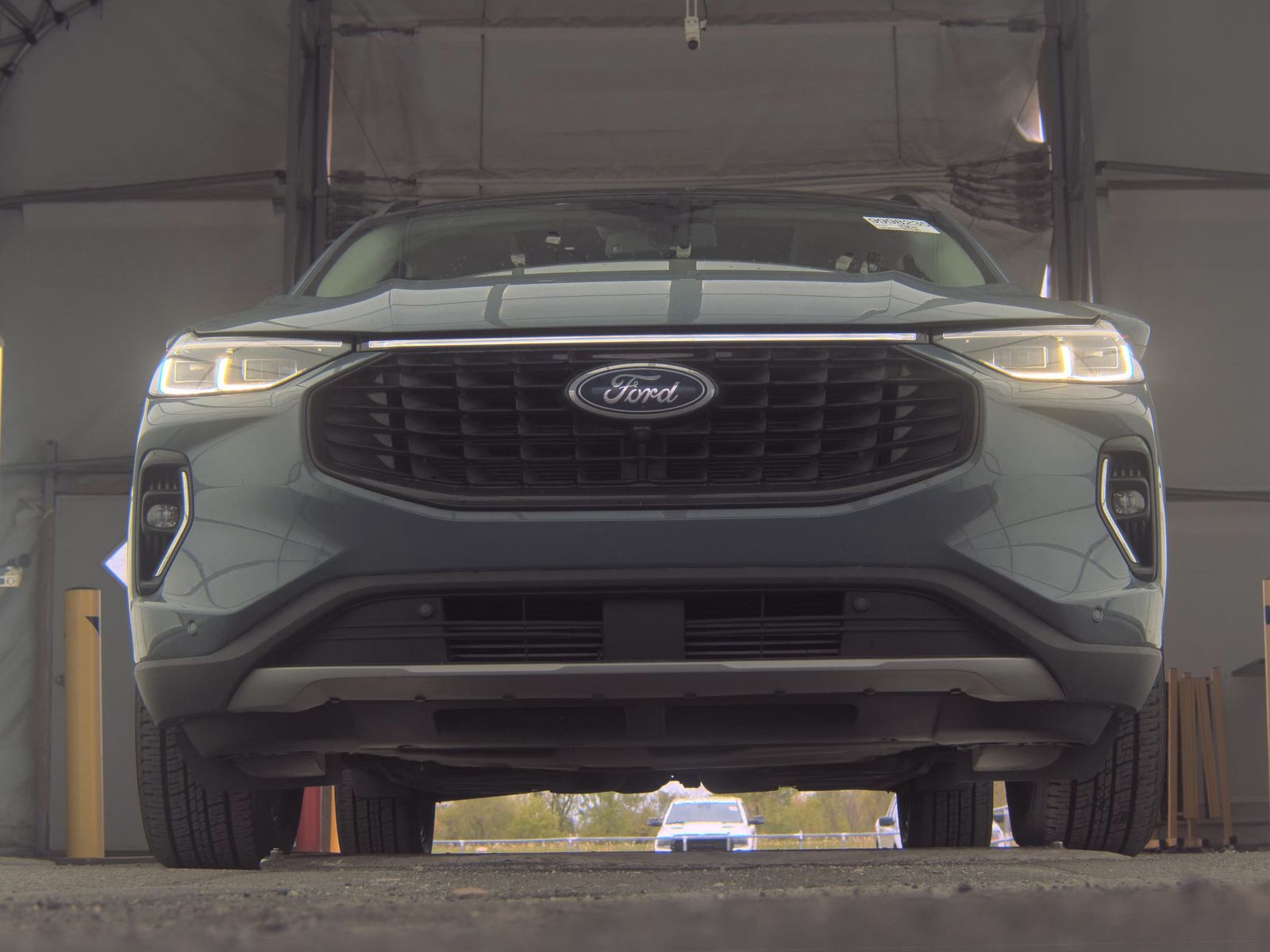 FORD ESCAPE - 4