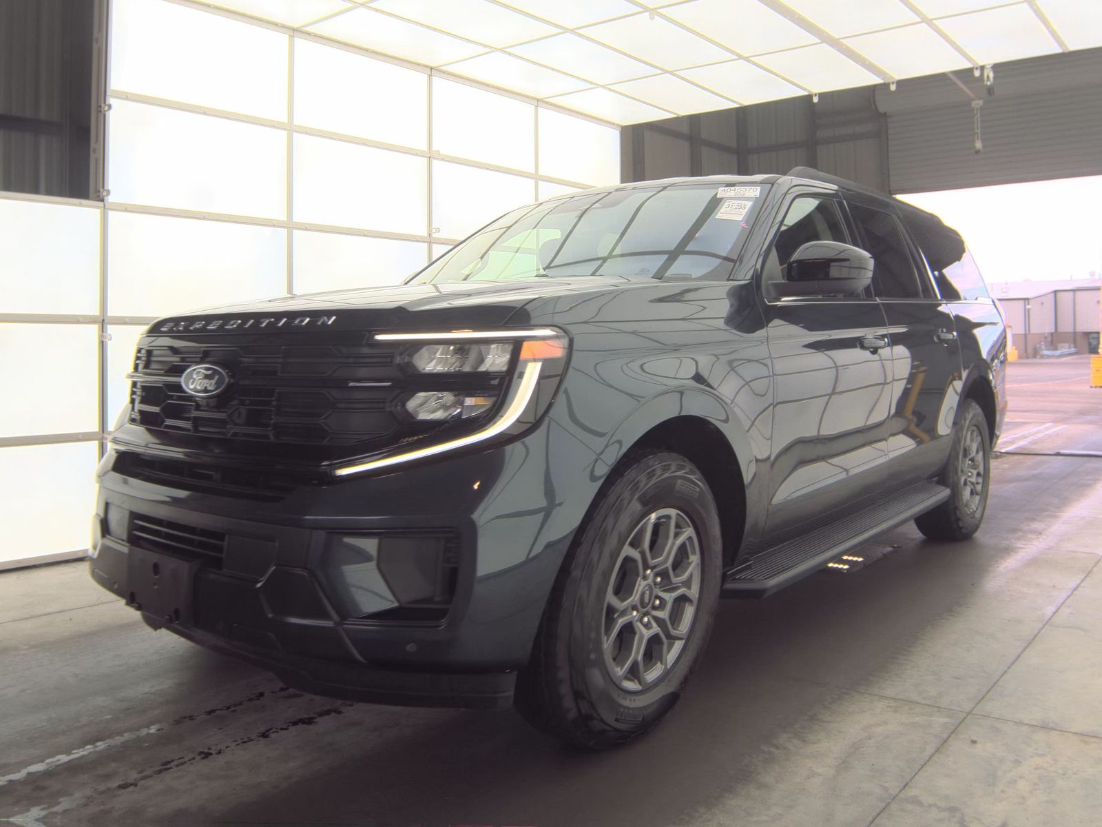 FORD EXPEDITION MAX - 1