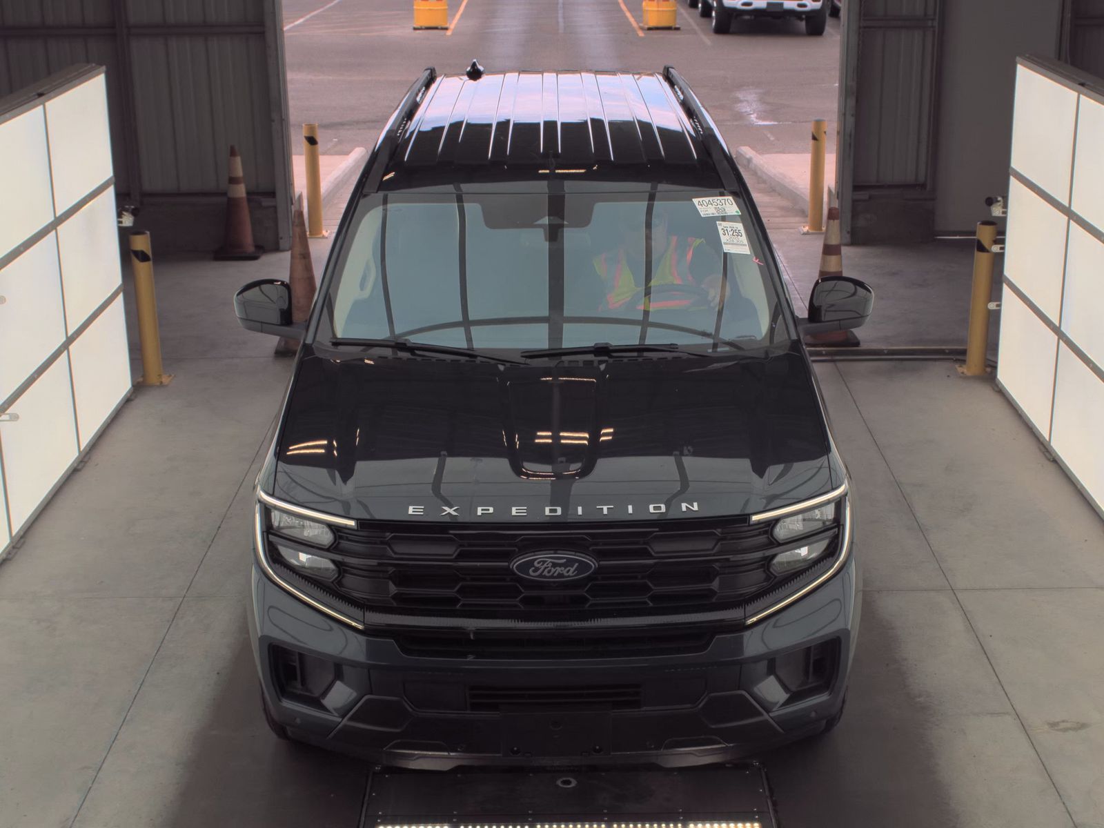 FORD EXPEDITION MAX - 3