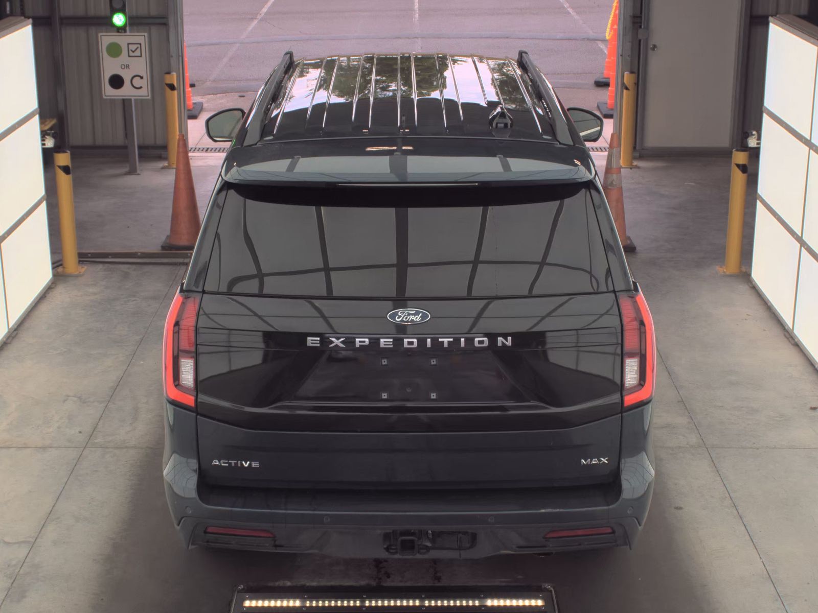 FORD EXPEDITION MAX - 7