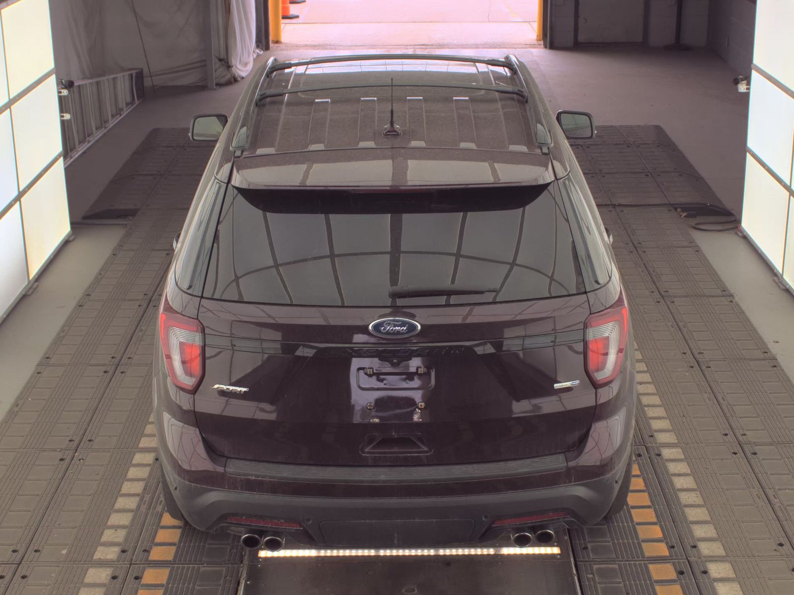 FORD EXPLORER - 7